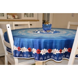 Obrus ze wzorem żywiołu wody